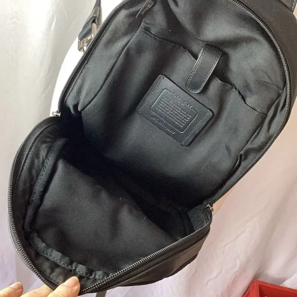 Coach New York Trek Terrain Sling Pack Backpack Black Leather Nylon Mesh